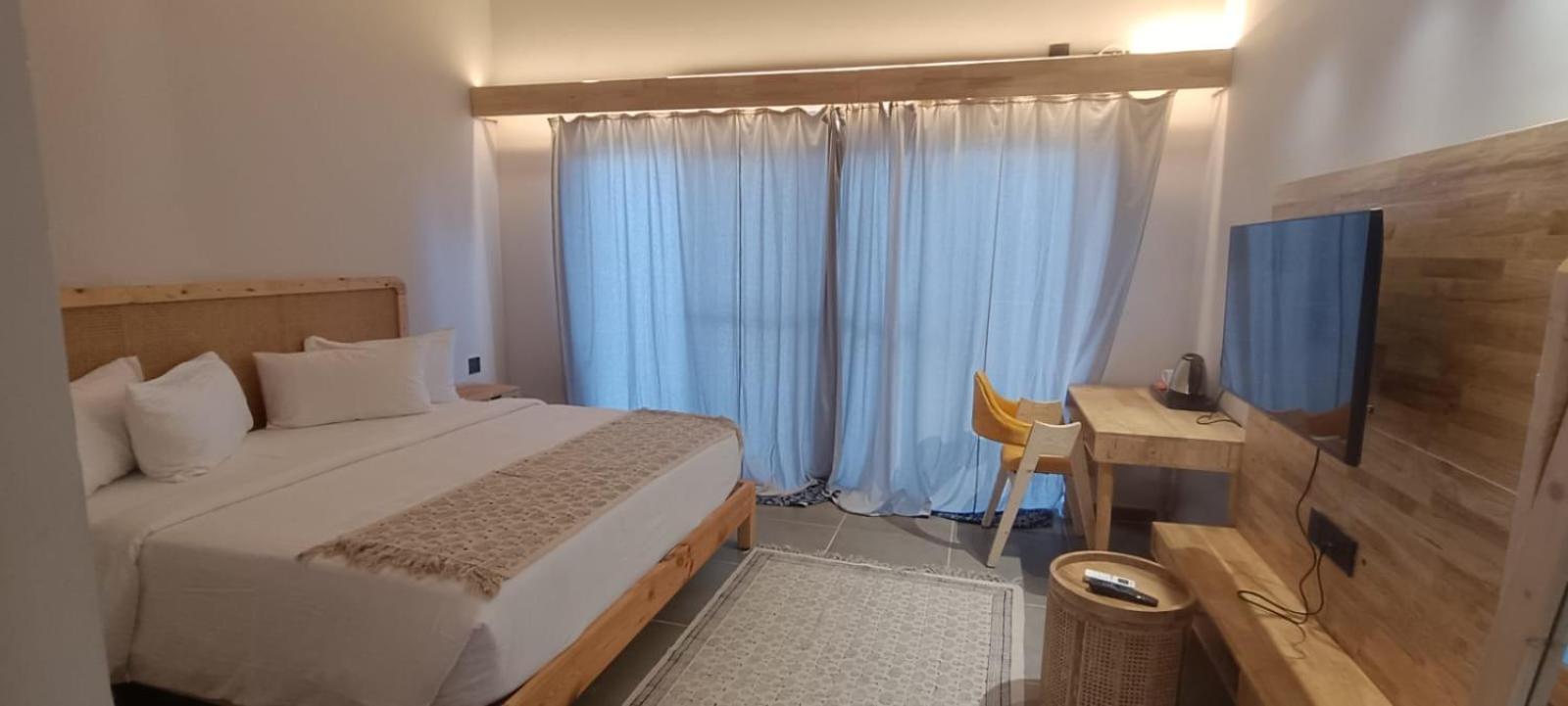 V Hotels And Resorts Chirala Екстер'єр фото