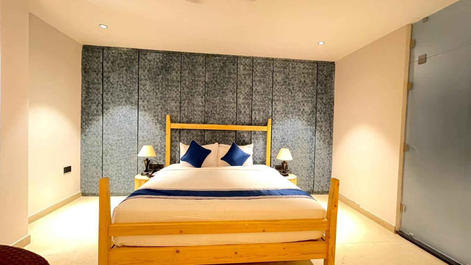 V Hotels And Resorts Chirala Екстер'єр фото